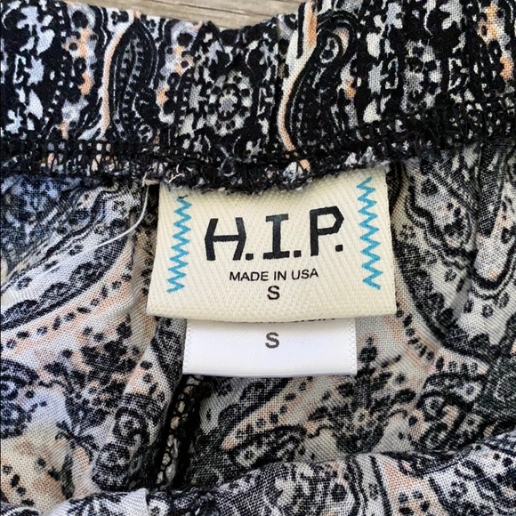 Fun Pattern Shorts - Picture 3 of 4